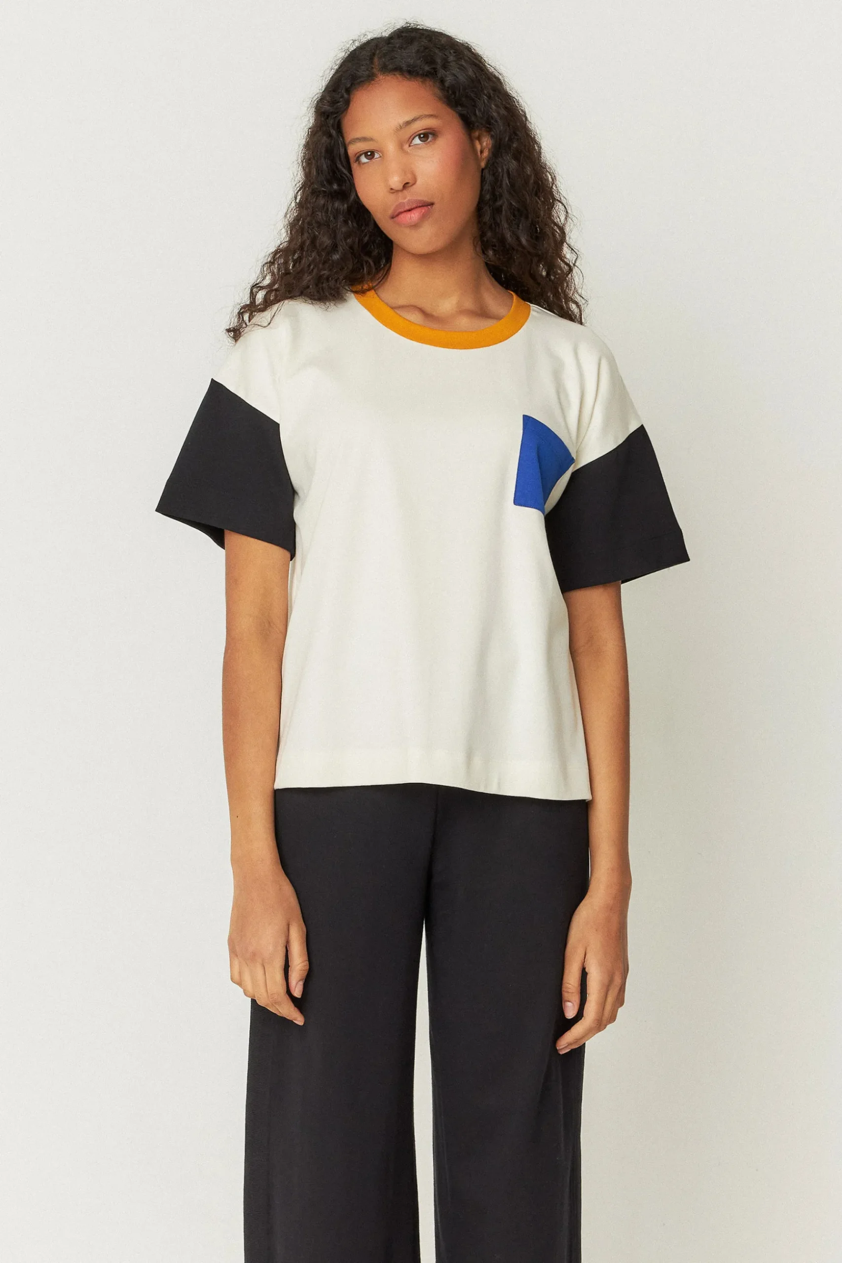 SKFK CAMISETA OHIANA-GOTS CREMA New