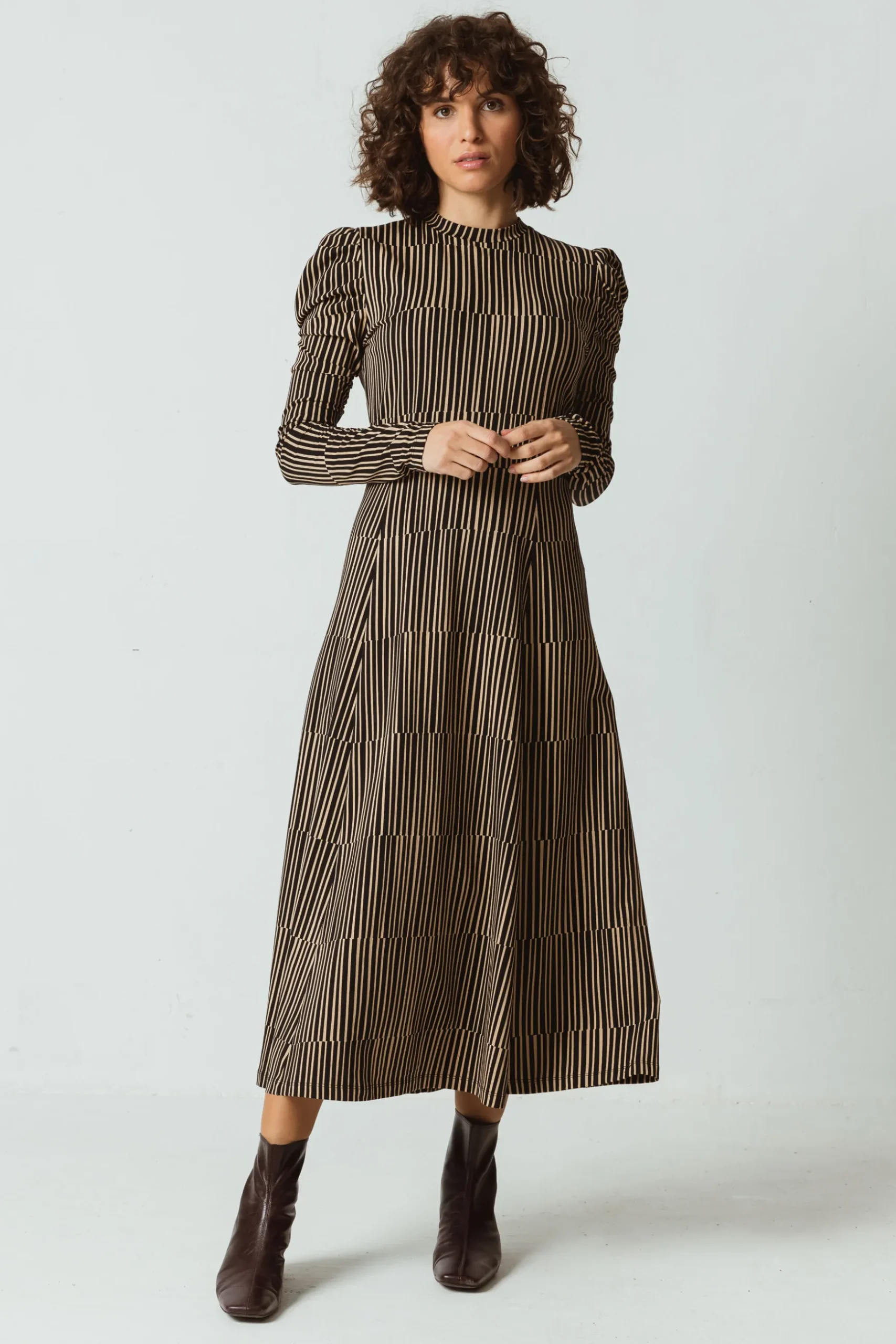 SKFK VESTIDO LANO - GOTS OMA BLACK Discount
